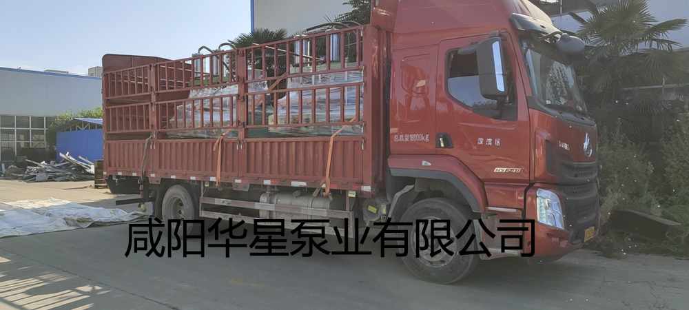 2台YB400-100陶(tao)瓷柱(zhu)塞泵(beng)發貨(huo)