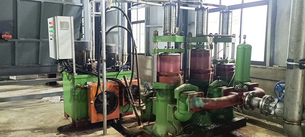 洗煤(mei)廠陶瓷(ci)柱塞泵(beng)使用現(xian)場